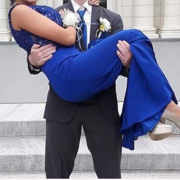 Navy blue prom dress - Picture 7 of 8